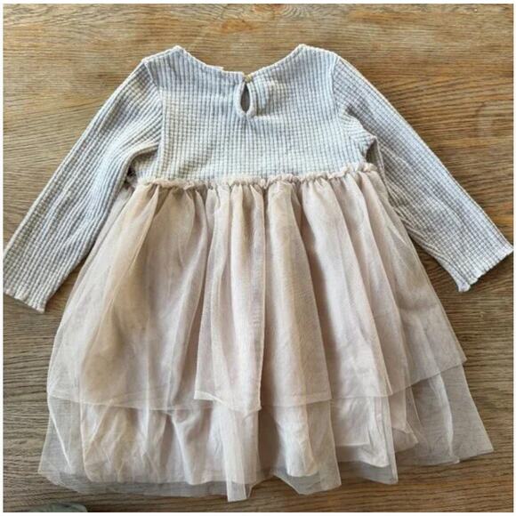 Zara Textured Knit & Tulle Dress Size 4–5Y (110) - Picture 2 of 4